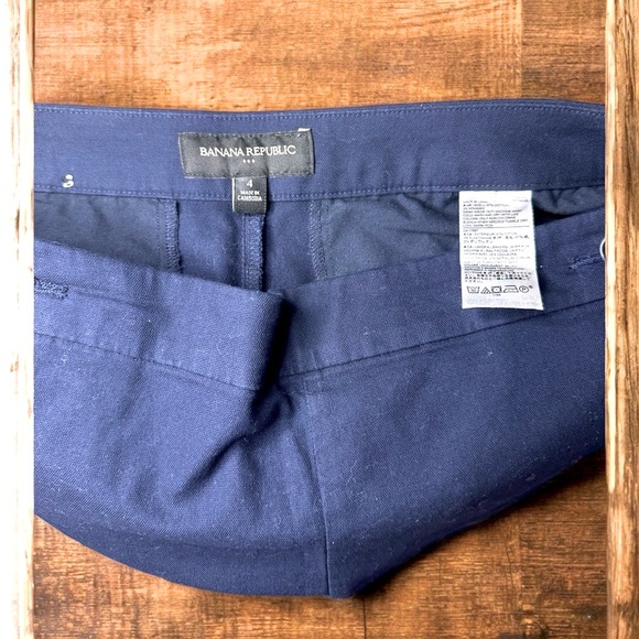 Banana Republic Blue Sailor Shorts - Picture 4 of 4